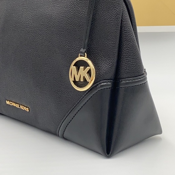 MICHAEL KORS BLACK NICOLE MD PEBBLE SHOULDER BAG - Picture 15 of 16